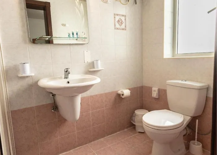 3 Bedroom In The Centre Of St Julians